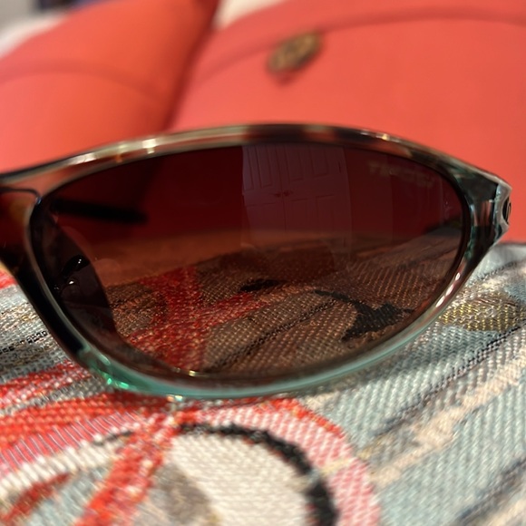 Great sunglasses ladies - Picture 3 of 9